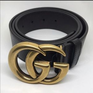 Gucci women’s double G belt